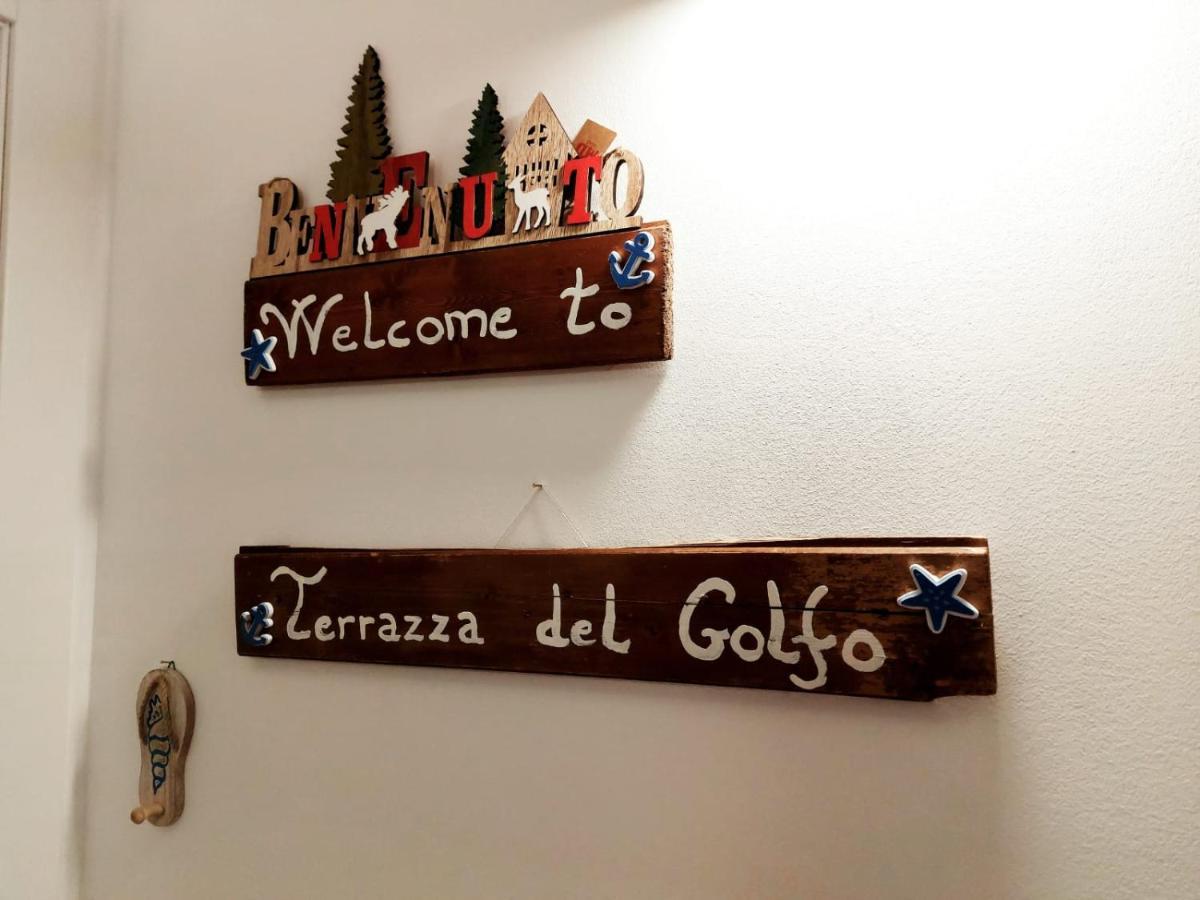 カステッランマーレ・デル・ゴルフォ Terrazza Del Golfoヴィラ エクステリア 写真